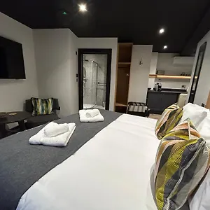 Aparthotel Crescent Place By Mansley, Cheltenham